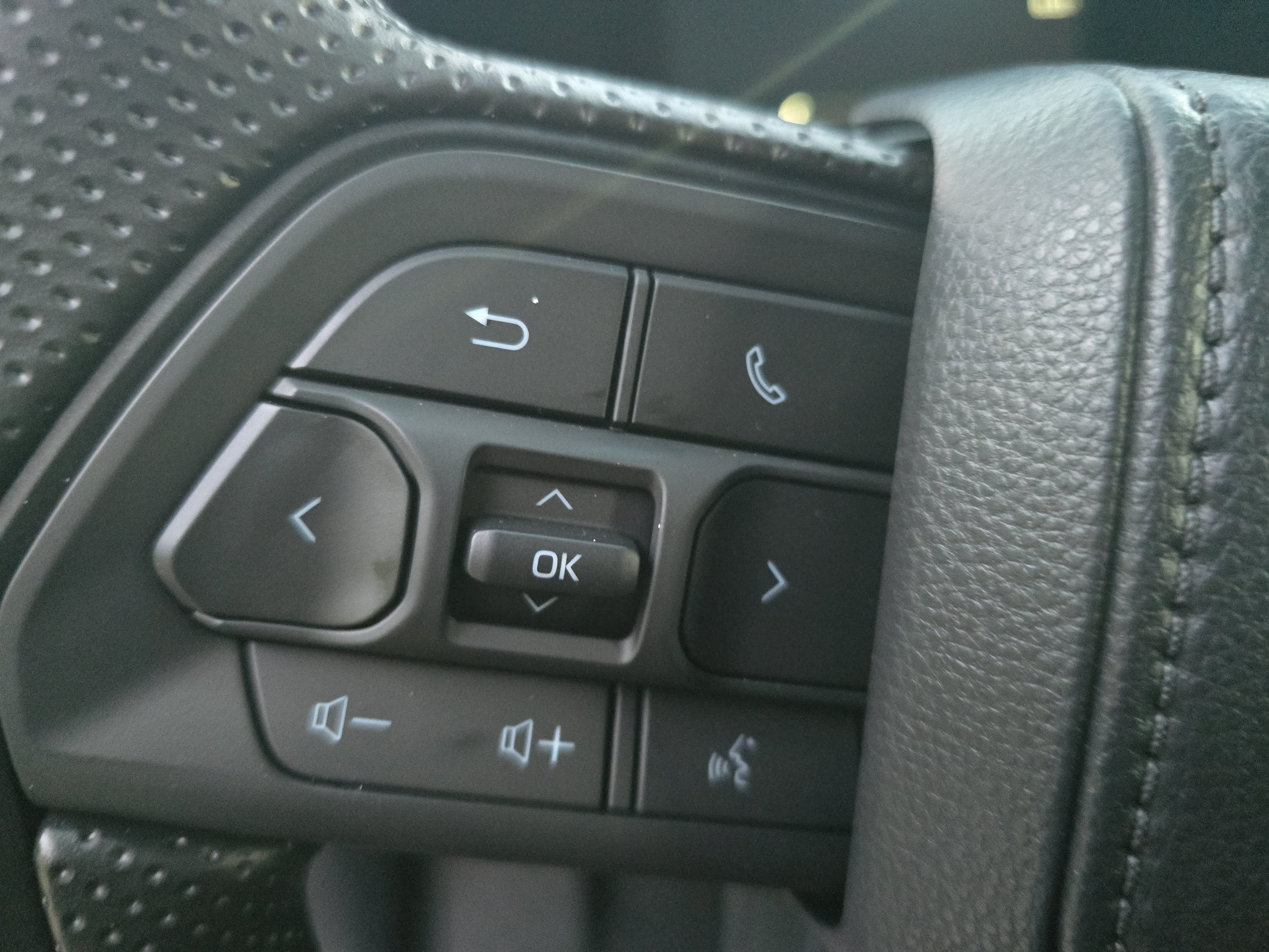 New 2026 Toyota Tacoma SR5 AWD/4WD image 15