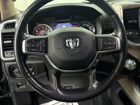 Used 2020 RAM 1500 Laramie AWD/4WD image 13