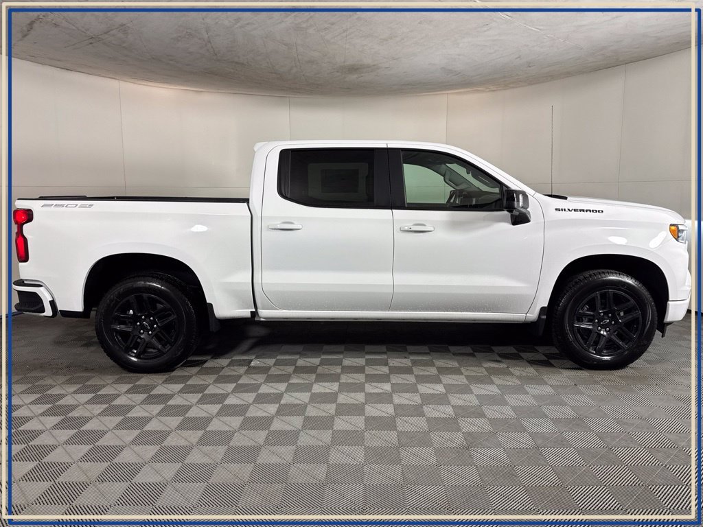 New 2026 Chevrolet Silverado 1500 RST AWD/4WD image 7