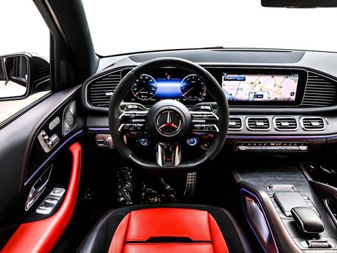 Used 2025 Mercedes-Benz GLE 53 AMG 4MATIC image 5