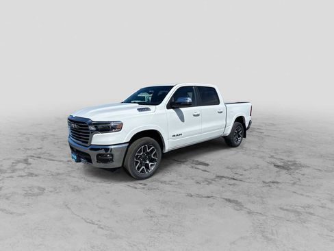 New 2026 RAM 1500 Laramie AWD/4WD image 4