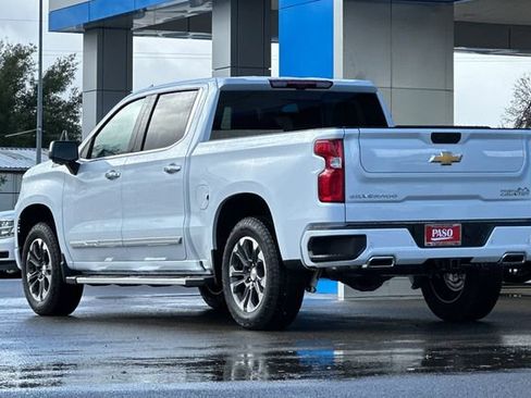 New 2026 Chevrolet Silverado 1500 High Country w/ Technology Package AWD/4WD image 7