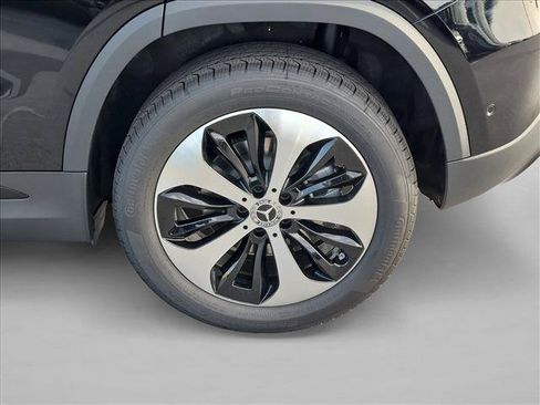 New 2026 Mercedes-Benz GLA 250 image 9