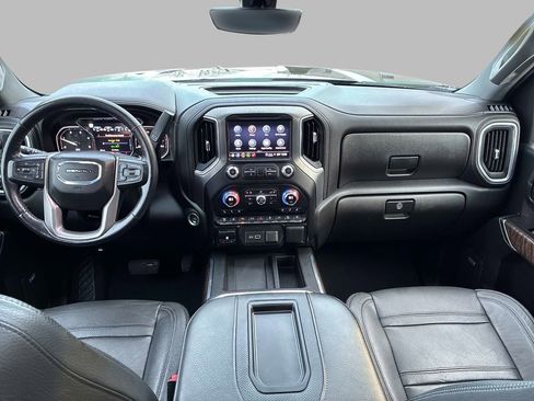 Used 2021 GMC Sierra 3500 Denali w/ Denali Black Diamond Edition image 16