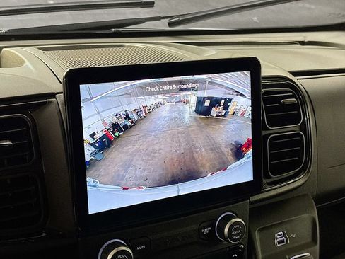 New 2026 RAM ProMaster 2500 w/ Premium Convenience Group FWD image 17