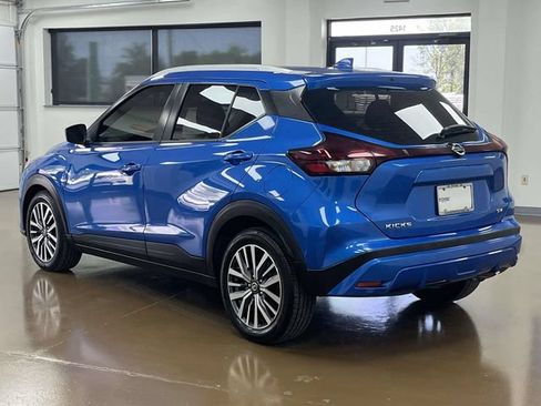 Used 2021 Nissan Kicks SV FWD image 7