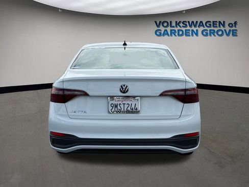 Used 2024 Volkswagen Jetta S FWD image 6