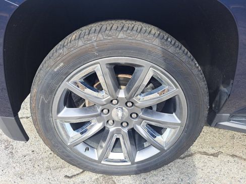 Used 2018 Chevrolet Tahoe LT AWD/4WD image 23