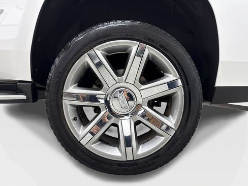 Used 2018 Cadillac Escalade Luxury RWD image 54