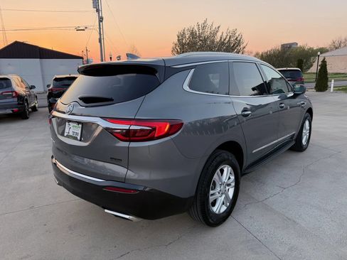 Used 2020 Buick Enclave Essence w/ LPO, Luxury Package image 72