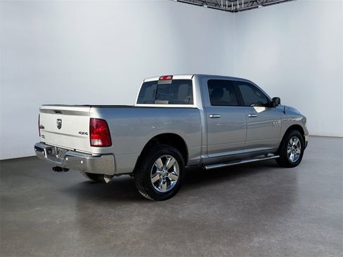 Used 2018 RAM 1500 Big Horn image 3