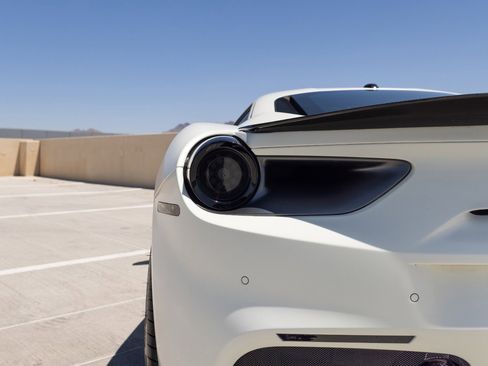 Used 2018 Ferrari 488 GTB RWD image 36