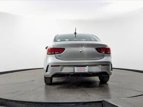 Used 2022 Kia Rio S image 7