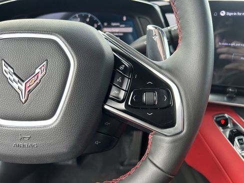 Used 2024 Chevrolet Corvette Stingray Preferred Conv w/ Z51 Performance Package RWD image 25