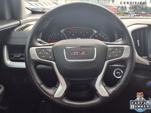Used 2022 GMC Terrain SLT image 15