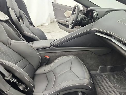 Used 2024 Chevrolet Corvette Stingray Preferred Conv w/ Z51 Performance Package RWD image 26