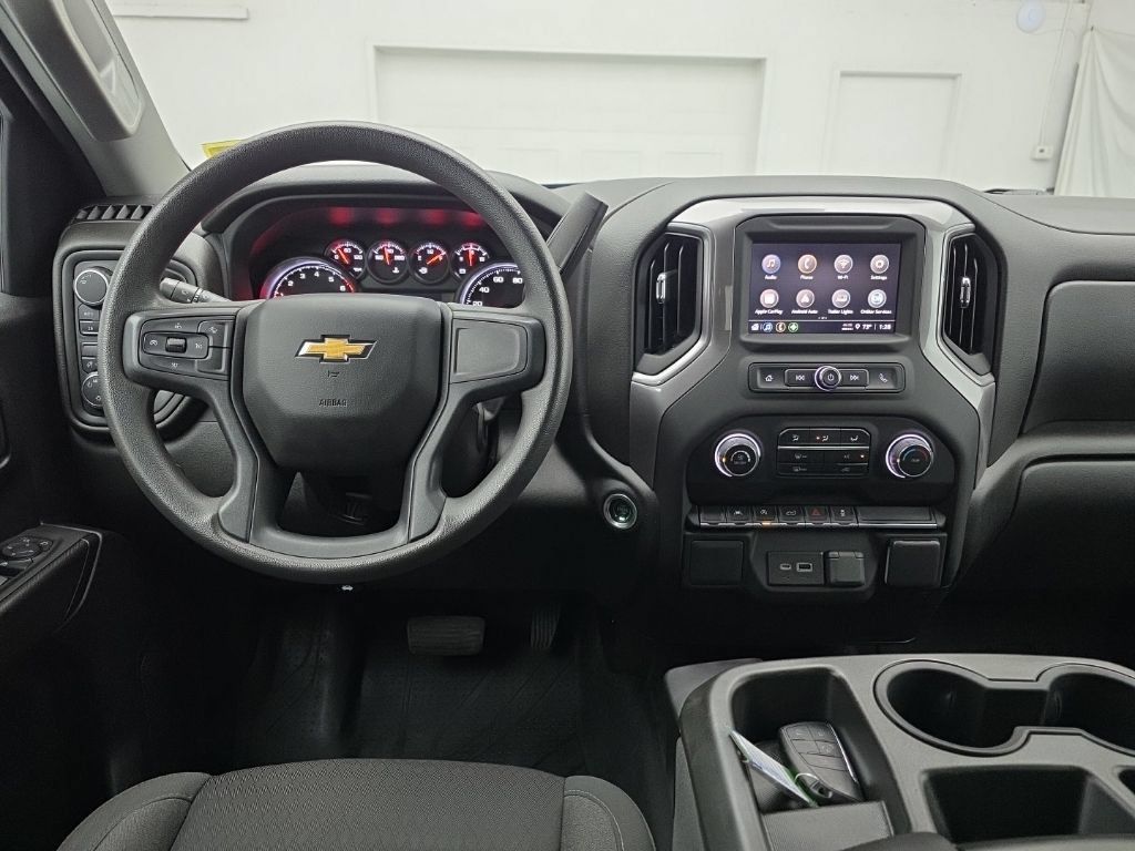 Used 2023 Chevrolet Silverado 1500 Custom AWD/4WD image 17