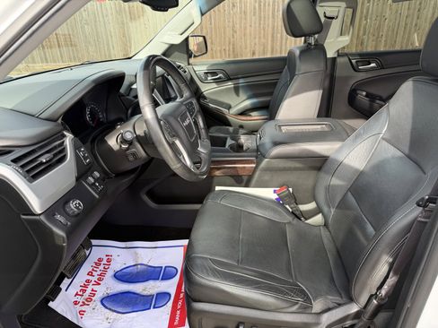 Used 2017 GMC Yukon SLT w/ Premium Edition image 17