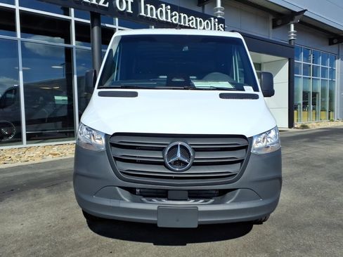 Used 2026 Mercedes-Benz Sprinter 2500 image 9