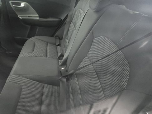 Used 2022 Kia Niro LX image 20