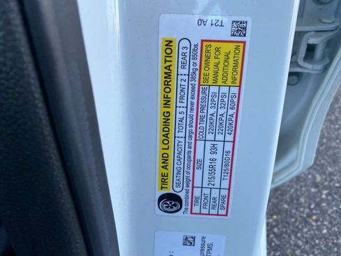 Used 2025 Honda Civic LX image 27