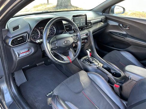 Used 2020 Hyundai Veloster 2.0 Premium FWD image 29