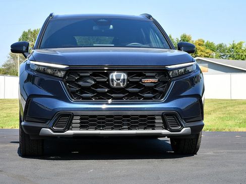 Used 2026 Honda CR-V TrailSport image 2