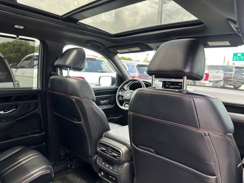 Used 2023 Honda Pilot TrailSport image 29