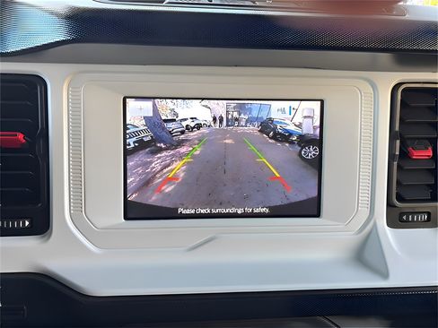 Used 2023 Ford Bronco Heritage Edition image 26