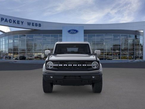 New 2026 Ford Bronco Outer Banks AWD/4WD image 8