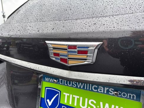 Used 2019 Cadillac XT5 Premium Luxury w/ LPO, Black Ice Package image 32