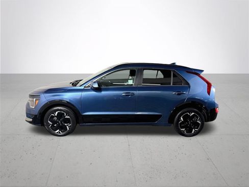 Certified 2023 Kia Niro Wind FWD image 10