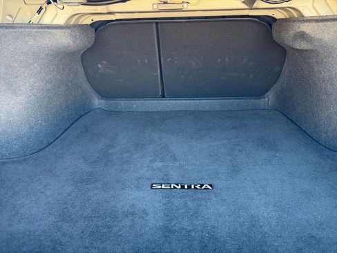 Used 2025 Nissan Sentra SV image 29