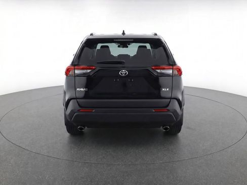 Used 2024 Toyota RAV4 XLE Premium FWD image 7