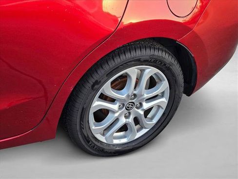 Used 2016 Scion iA image 21