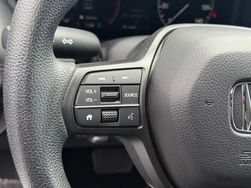 Certified 2023 Honda HR-V LX image 26