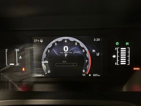 Used 2025 Toyota 4Runner SR5 image 23