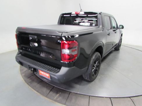 Certified 2024 Ford Maverick Lariat w/ Black Appearance Package FWD image 7