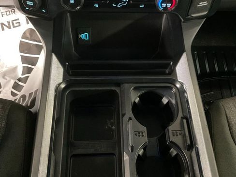 Used 2023 Ford F250 XLT w/ FX4 Off-Road Package image 19