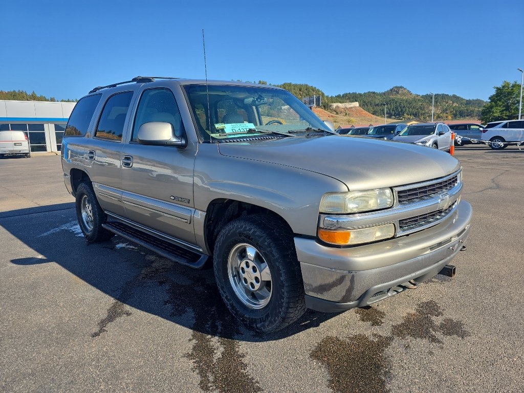 Used 2000 Chevrolet Tahoe LT w/ LT Preferred Equipment Group AWD/4WD image 4