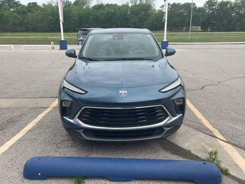 Used 2025 Buick Encore GX Preferred image 2