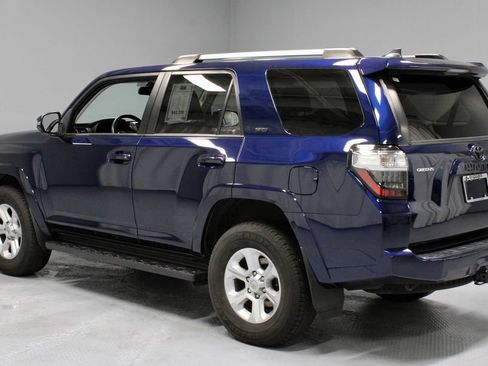 Used 2023 Toyota 4Runner SR5 Premium AWD/4WD image 11