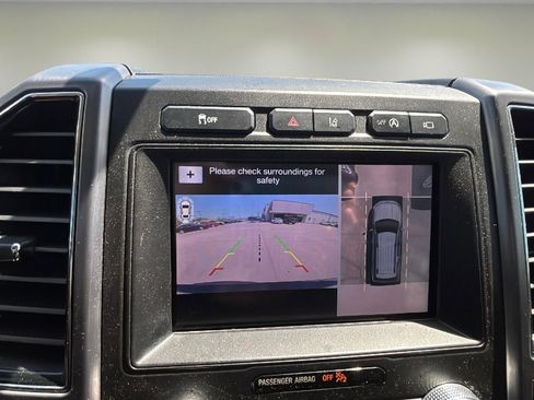 Used 2019 Ford Expedition Max Platinum image 18