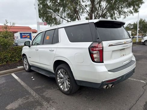 Used 2021 Chevrolet Tahoe Premier w/ Premium Package image 12