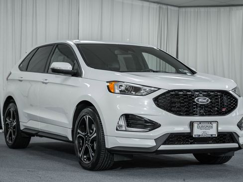 Used 2023 Ford Edge ST image 1