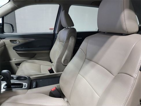Used 2018 Honda Pilot EX-L image 12