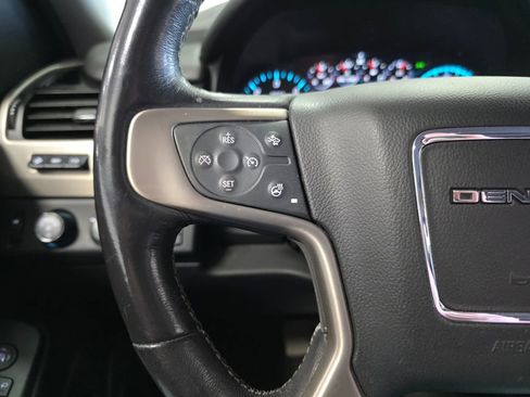 Used 2018 GMC Yukon XL Denali w/ Open Road Package image 18
