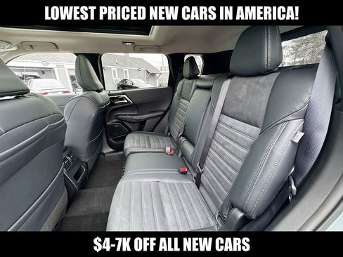 New 2026 Mitsubishi Outlander AWD image 27