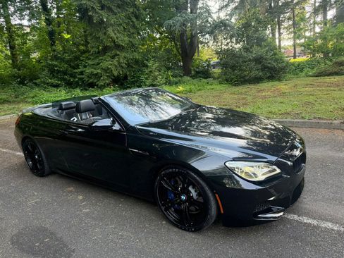 Used 2016 BMW M6 Convertible RWD image 3