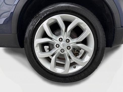 Used 2019 Land Rover Discovery Sport AWD/4WD image 52